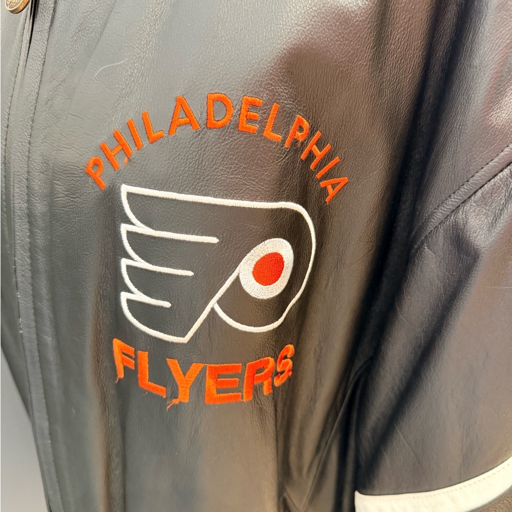 Vintage 80’s G-Ill Philadelphia Flyers Genuine Black and Orange leather jacket - Picture 5 of 12